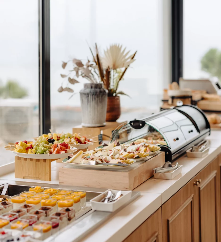 Buffet Le Syracuse brunch Antibes et Villeneuve-Loubet